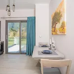 Apartment Apollonian Luxury *