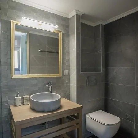 Apollonian Luxury Apartament Vasiliki