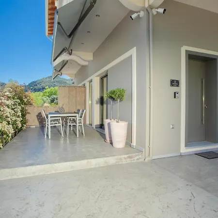 Apollonian Luxury Apartment