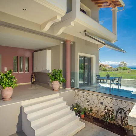 Apollonian Luxury شقة فاسيليكي