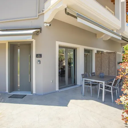 Apollonian Luxury Apartament Vasiliki